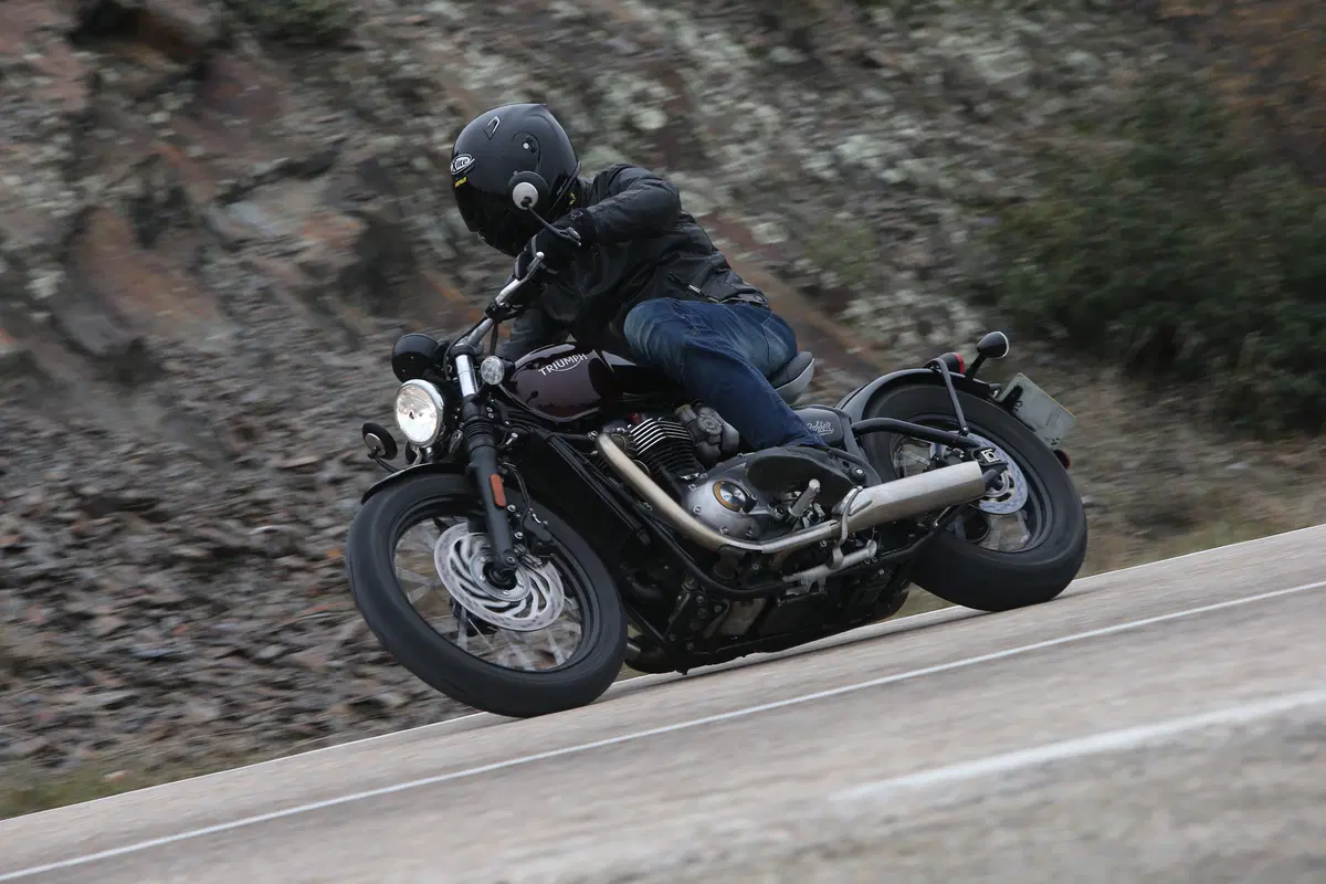 Triumph Bobber 2017. Senza compromessi (14)