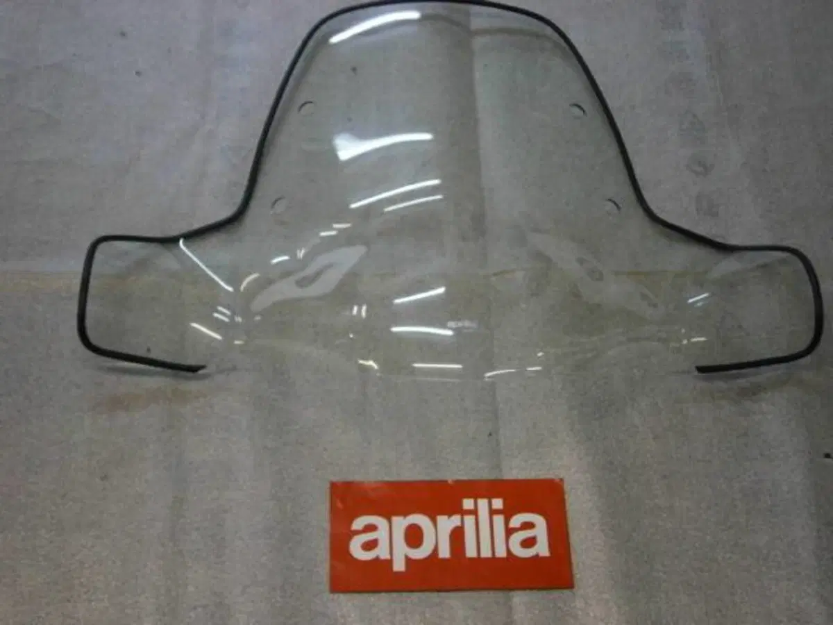 PARABREZZA SR 50 Aprilia