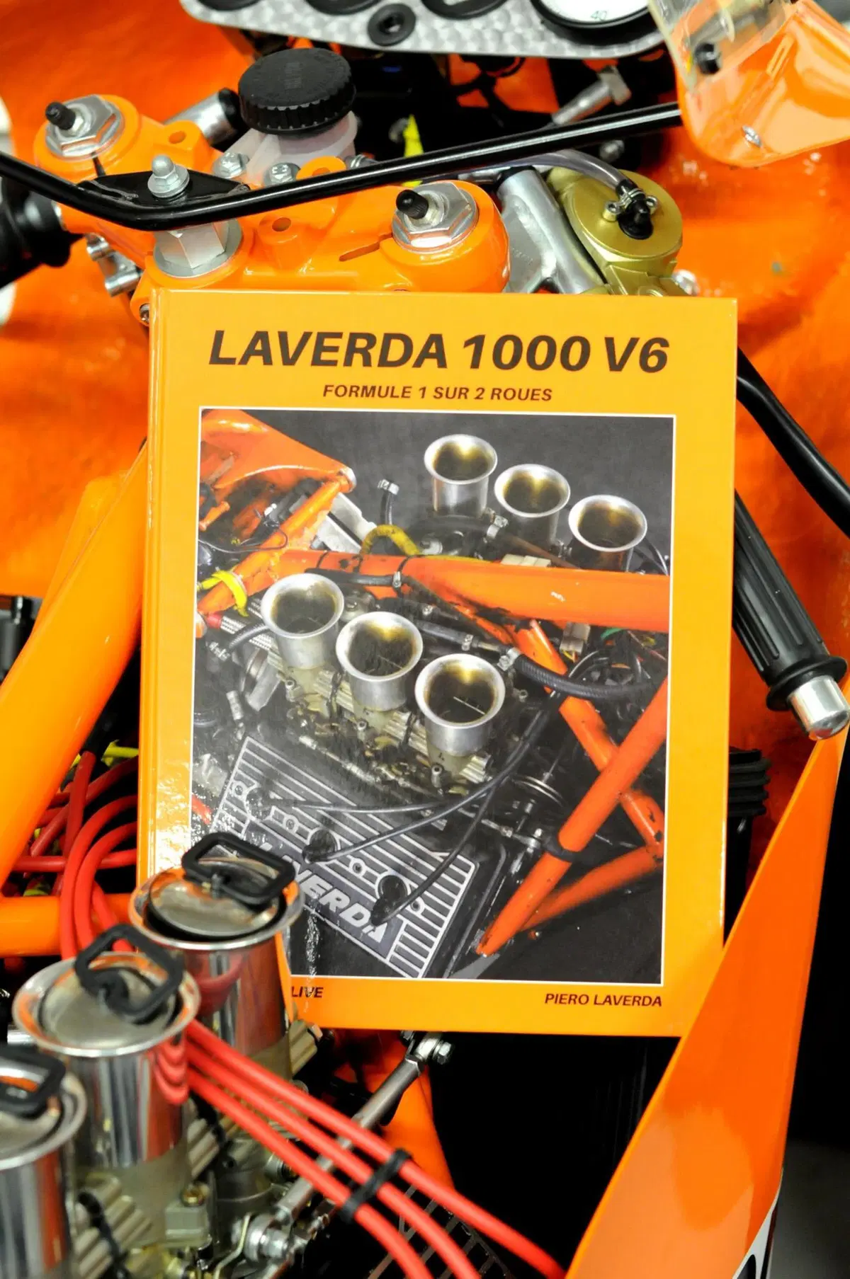 Libri per motociclisti: “Laverda 1000 V6, la formula 1 su due ruote”  (4)