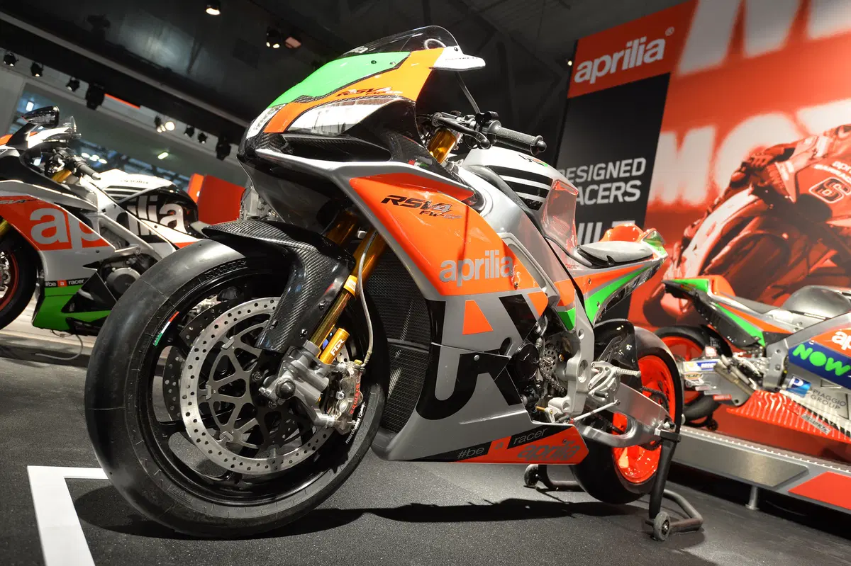 Aprilia RSV4 Factory Works GP, la MotoGP per (quasi) tutti (2)