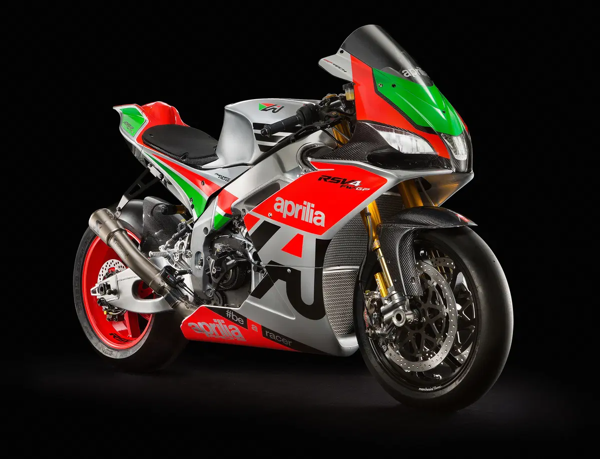 Aprilia RSV4 Factory Works GP, la MotoGP per (quasi) tutti (4)