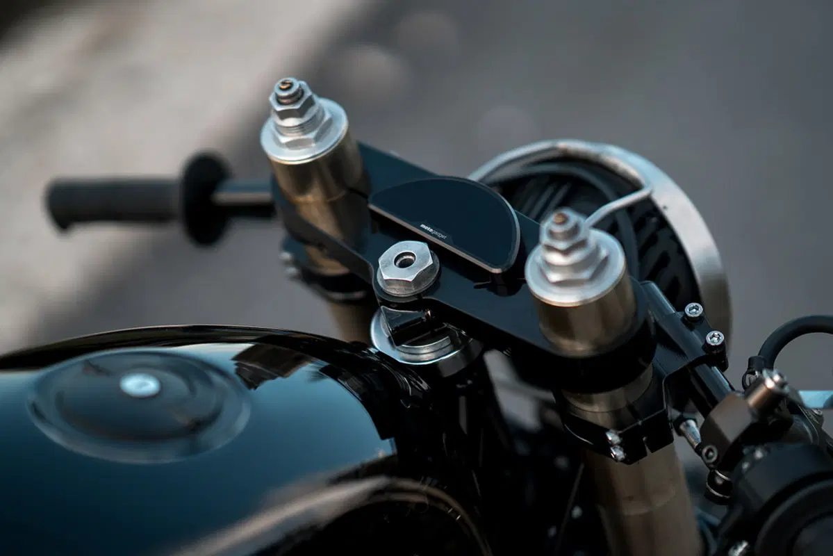 NCT BMW R100 Black Stallion #28 (2)