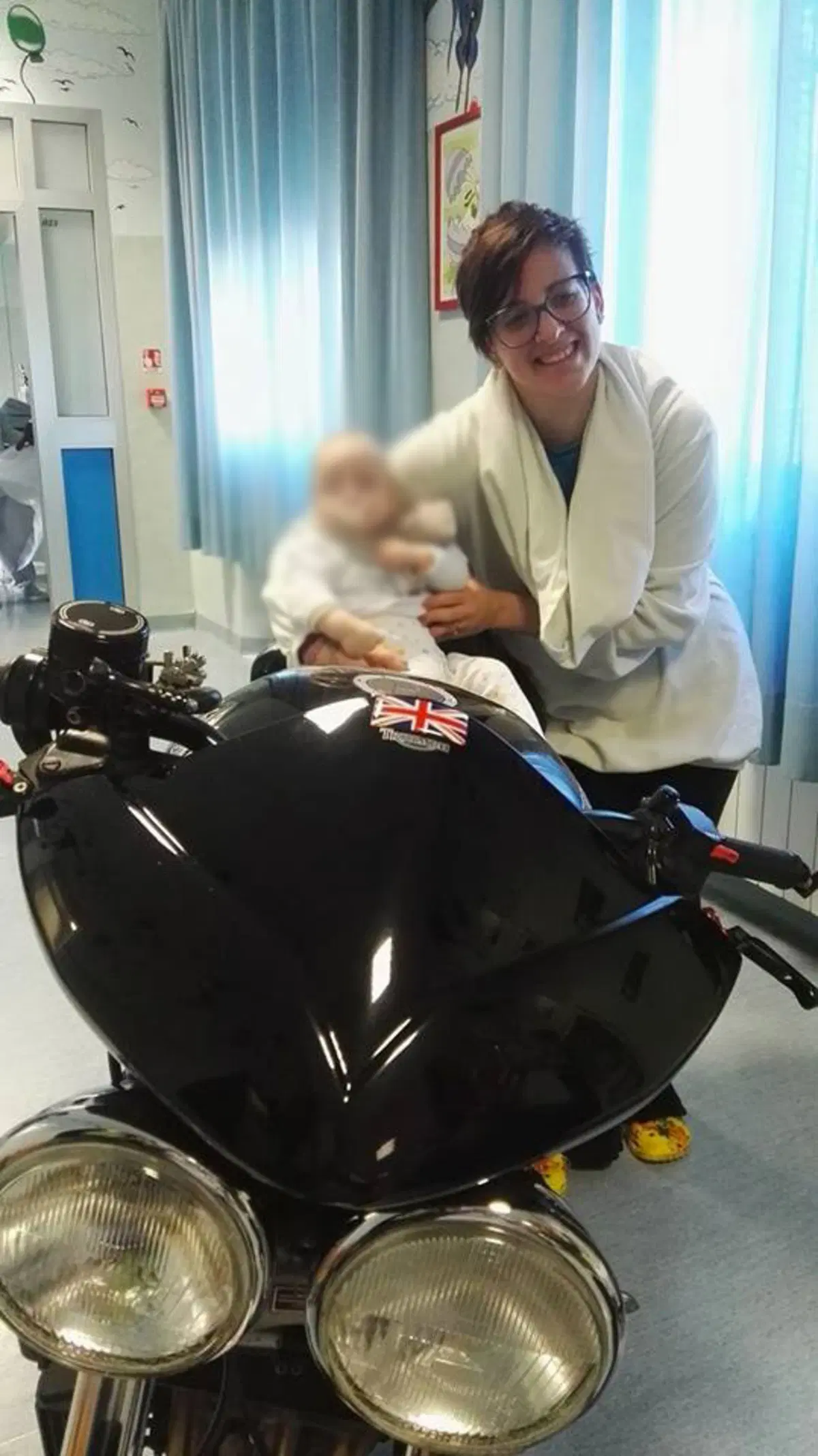 Ridolina porta le moto negli ospedali di Lucca e Pisa  (4)