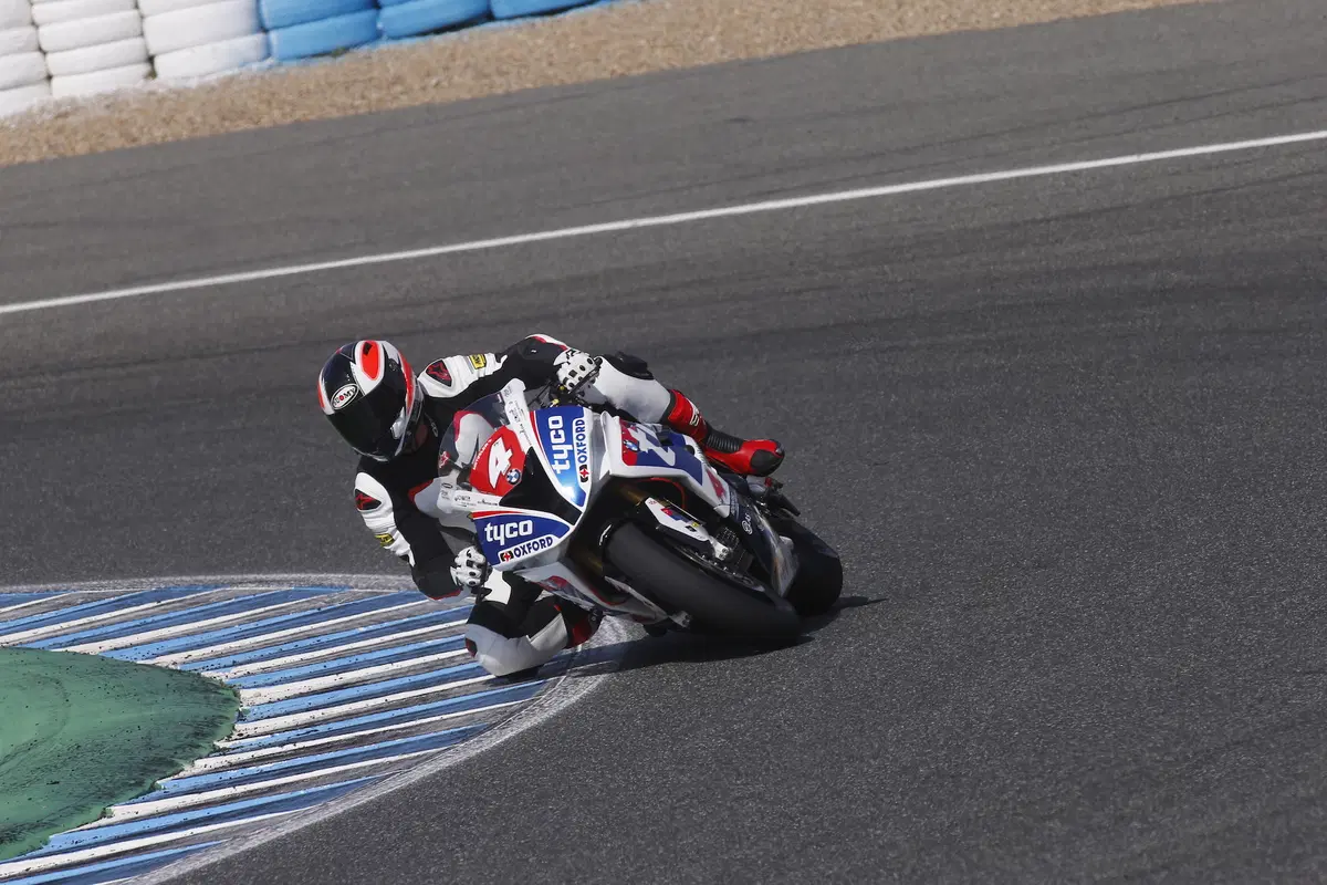 BMW S1000RR test: le Superbike e Superstock ufficiali  (11)