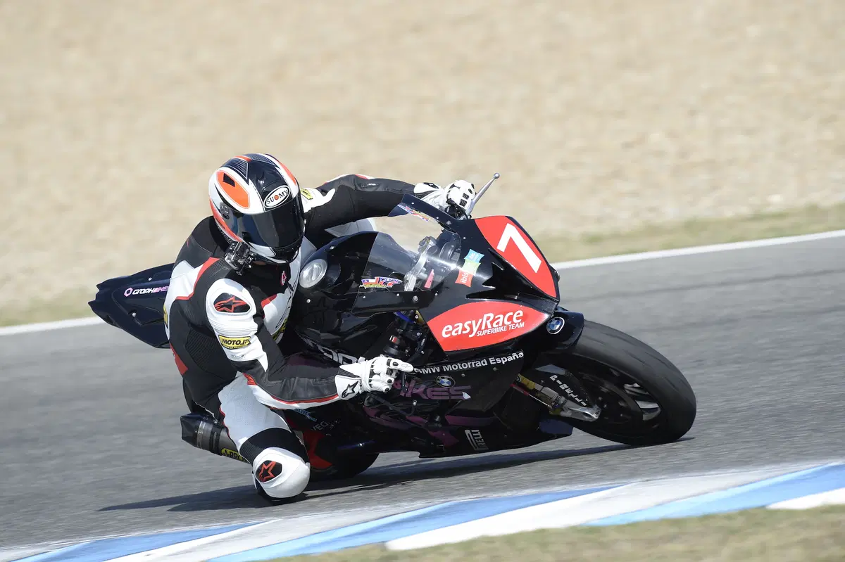 BMW S1000RR test: le Superbike e Superstock ufficiali  (13)