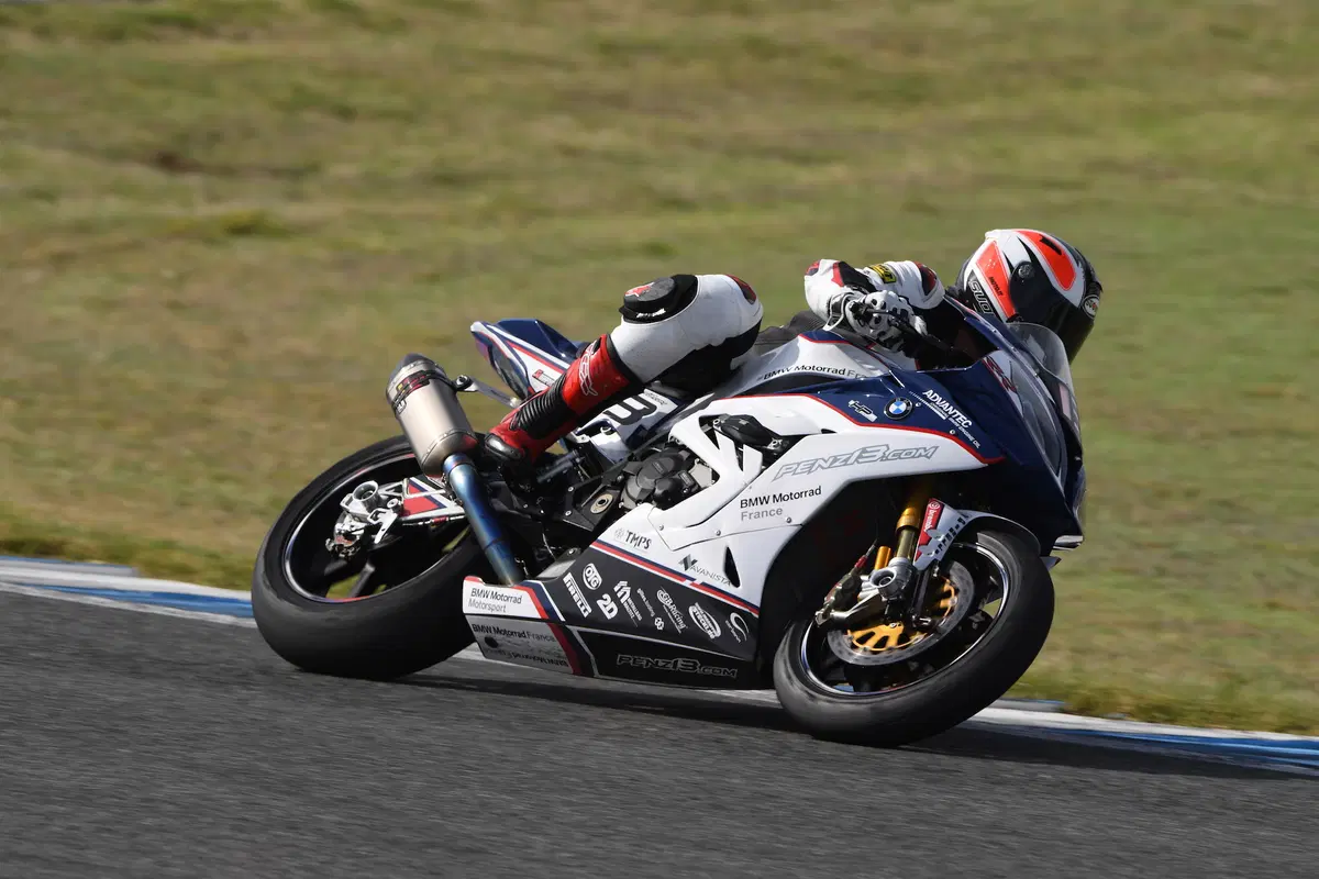 BMW S1000RR test: le Superbike e Superstock ufficiali  (16)