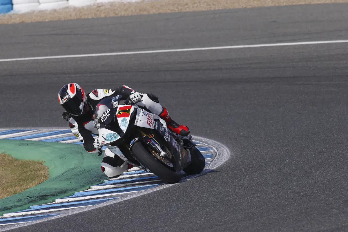 BMW S1000RR test: le Superbike e Superstock ufficiali  (20)