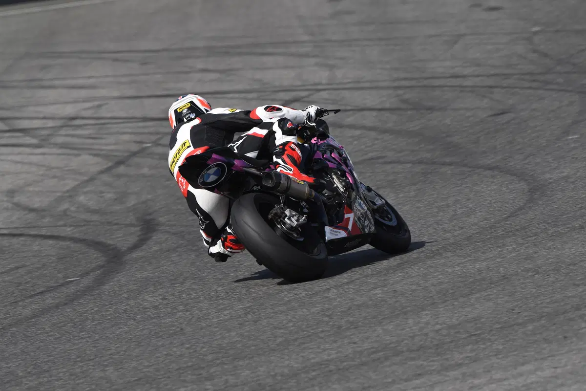 BMW S1000RR test: le Superbike e Superstock ufficiali  (23)