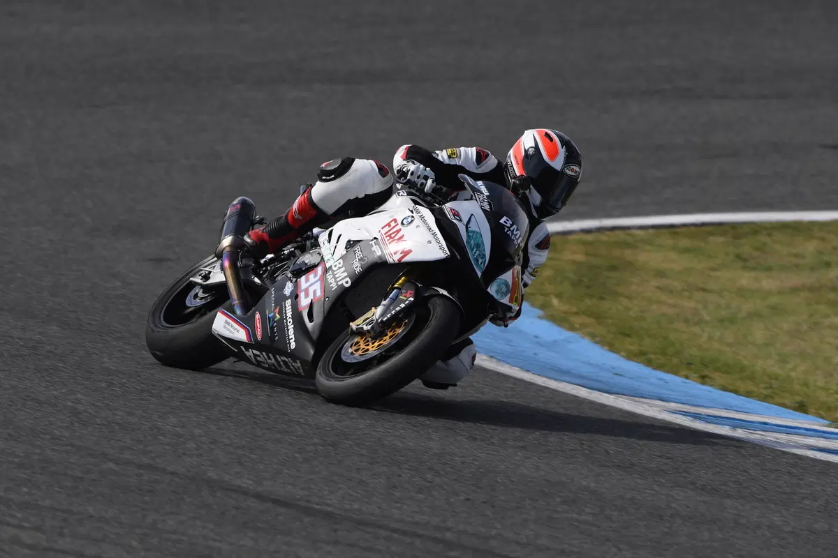 BMW S1000RR test: le Superbike e Superstock ufficiali  (27)