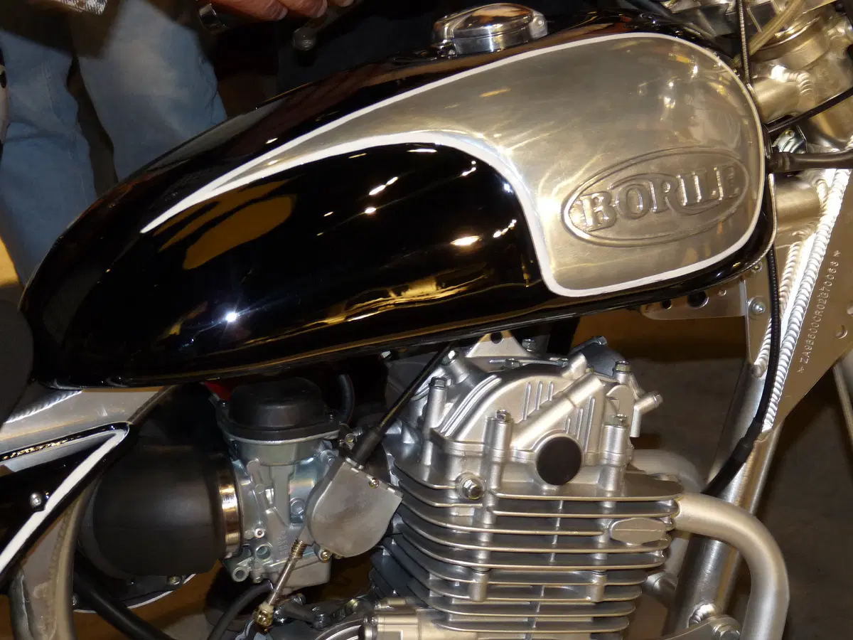 Borile B300 Café Racer (10)