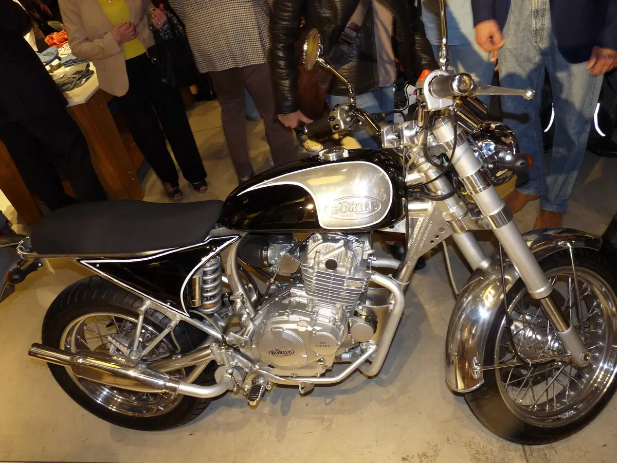 Borile B300 Café Racer (7)