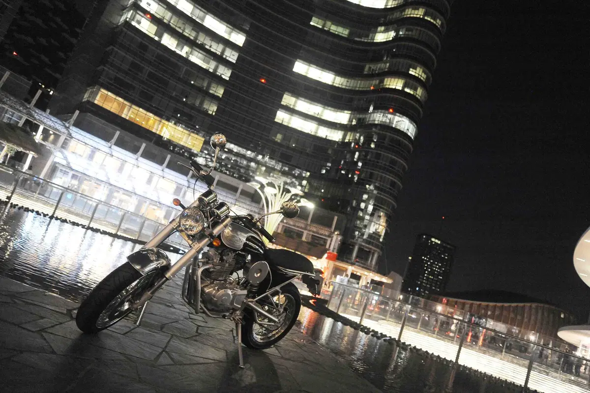 Borile B300 Café Racer (2)