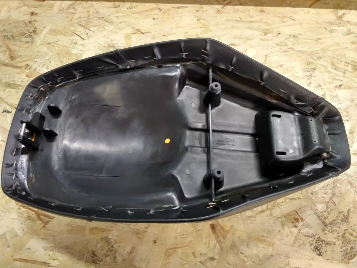 SELLA DOPPIA AMICO 50 Aprilia (2)