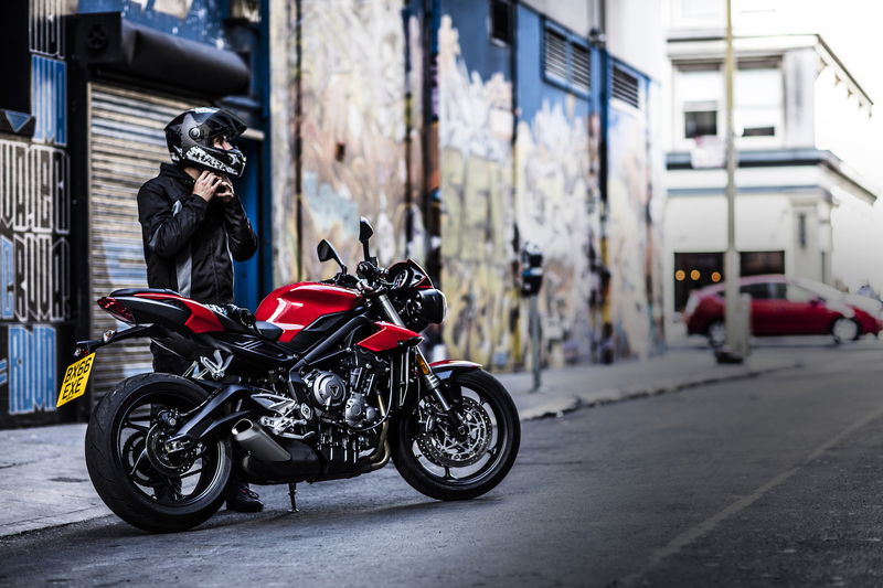 La Street Triple S in livrea Diablo Red