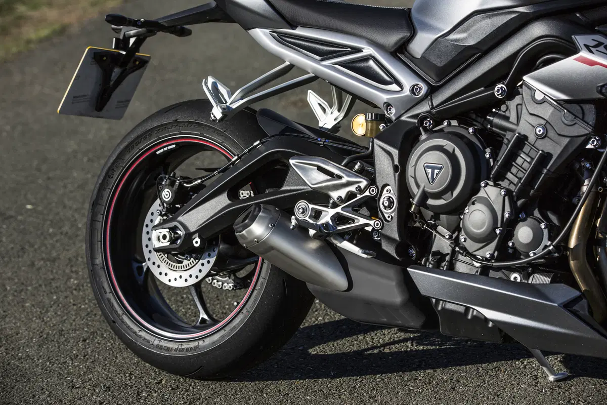 Triumph Street Triple S, R ed RS 2017 (6)
