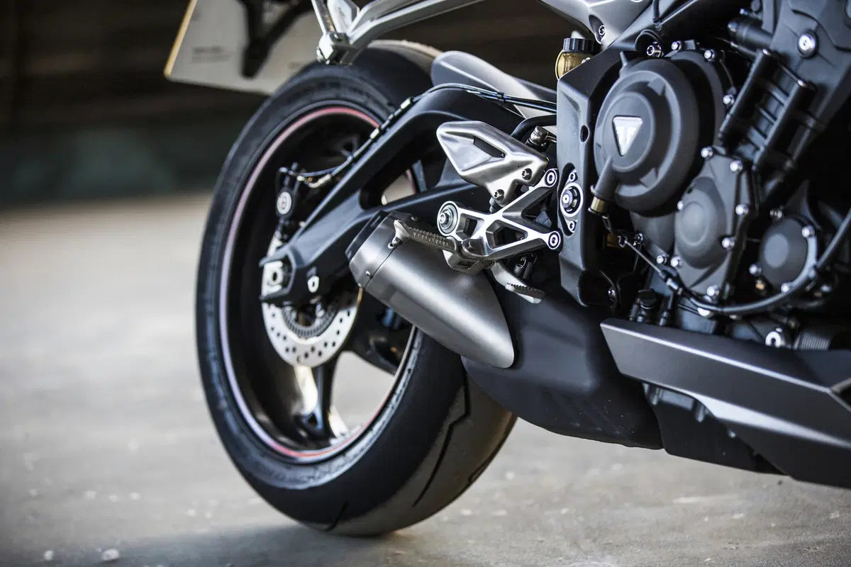 Triumph Street Triple S, R ed RS 2017 (10)