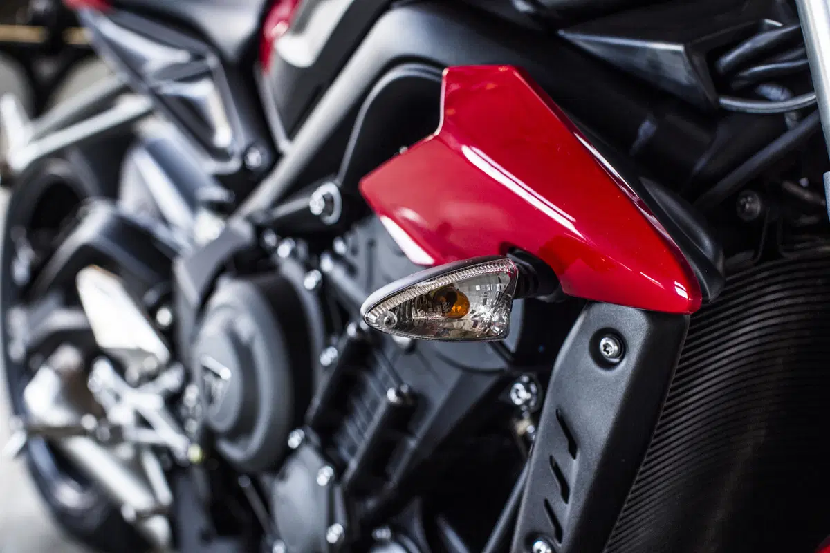 Triumph Street Triple S, R ed RS 2017 (16)
