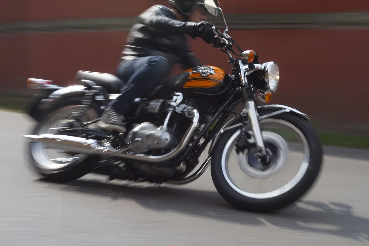 Kawasaki W800 Final Edition (4)