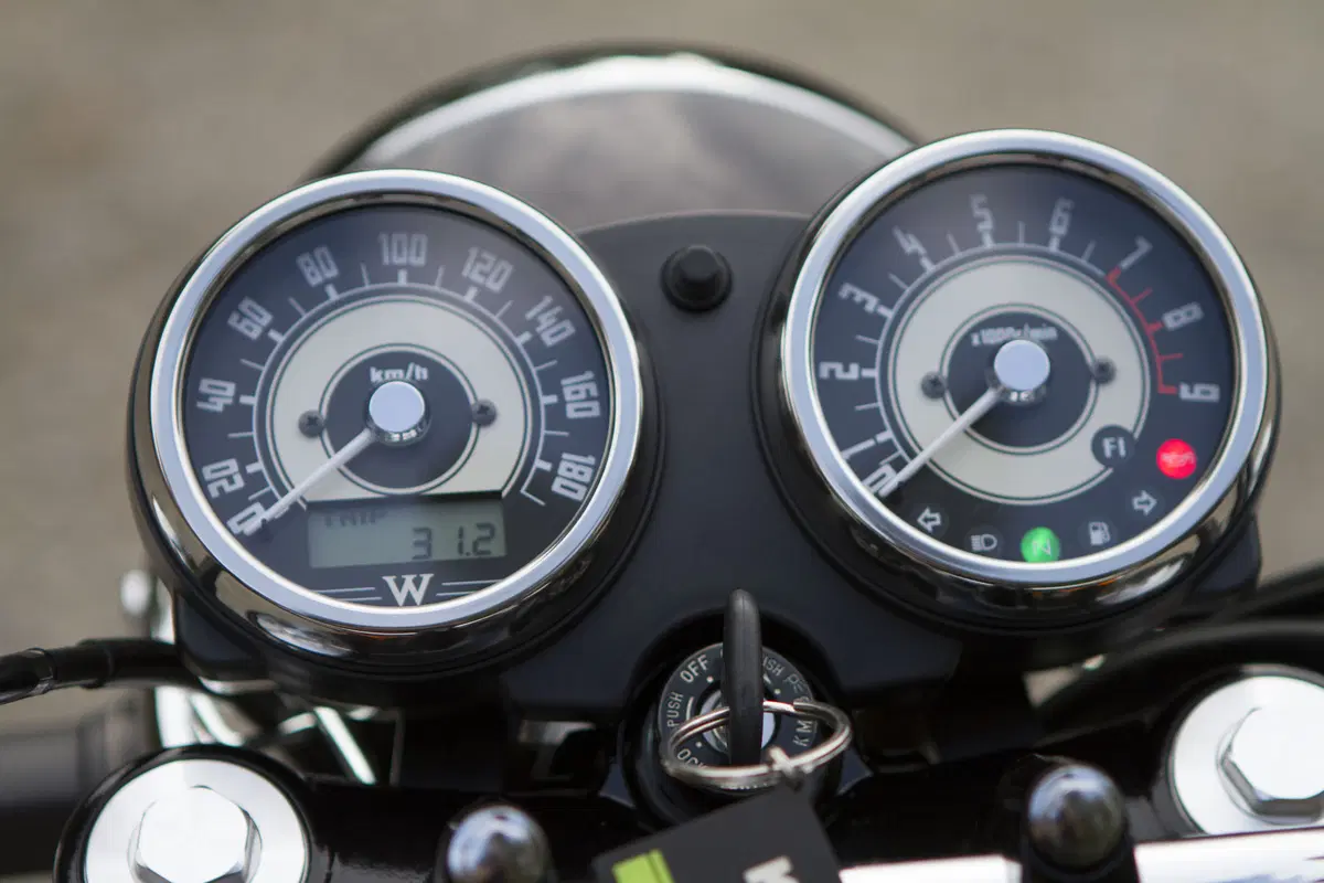 Kawasaki W800 Final Edition (12)