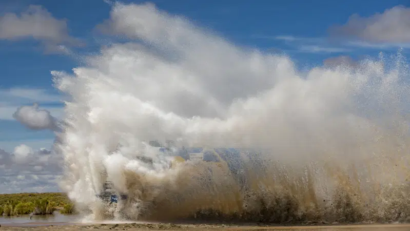 Dakar 2017: tra cataclismi e forature, i "nostri" non mollano! [Video]