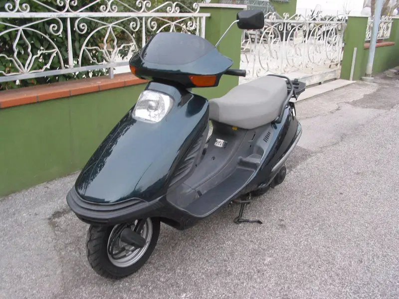 Honda CH 125 Spacy (1994 - 01) (2)