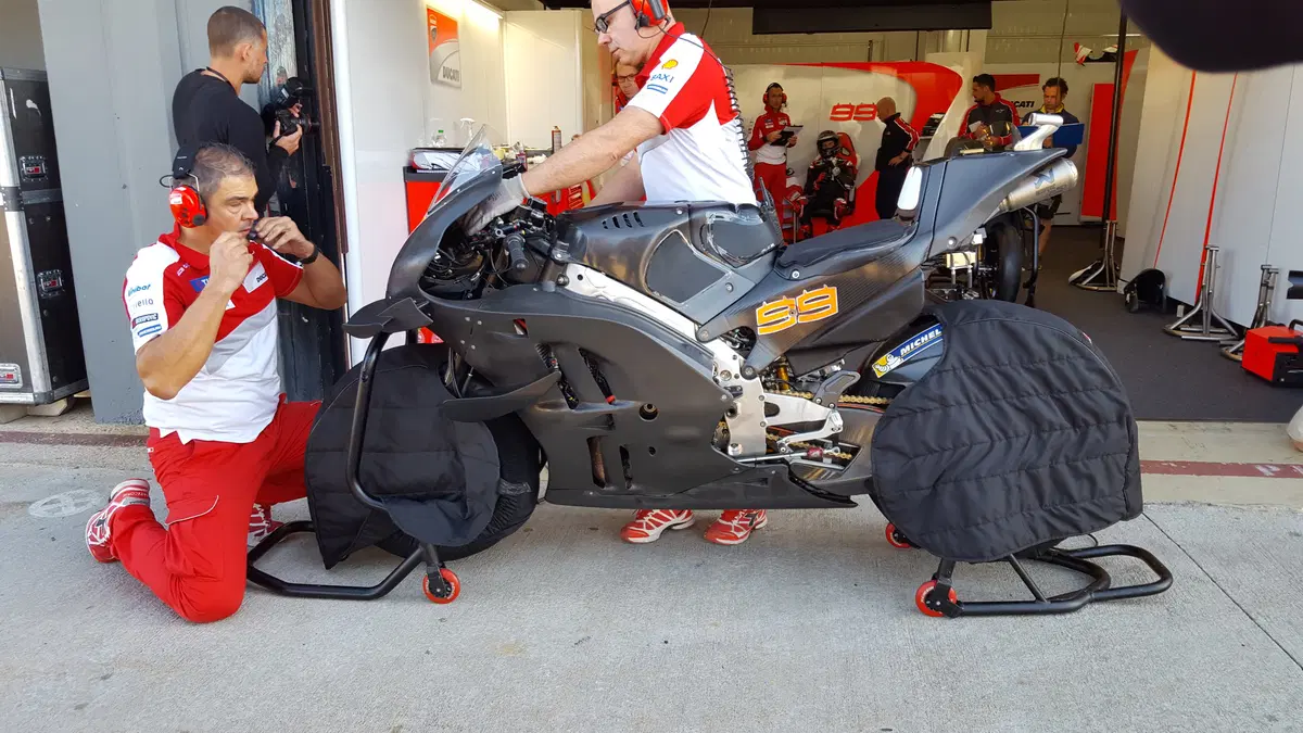MotoGP 2017, tutte le novità tecniche spiegate dall'Ing. Bernardelle