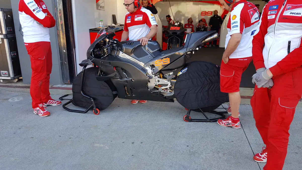 MotoGP 2017, tutte le novità tecniche spiegate dall'Ing. Bernardelle (17)