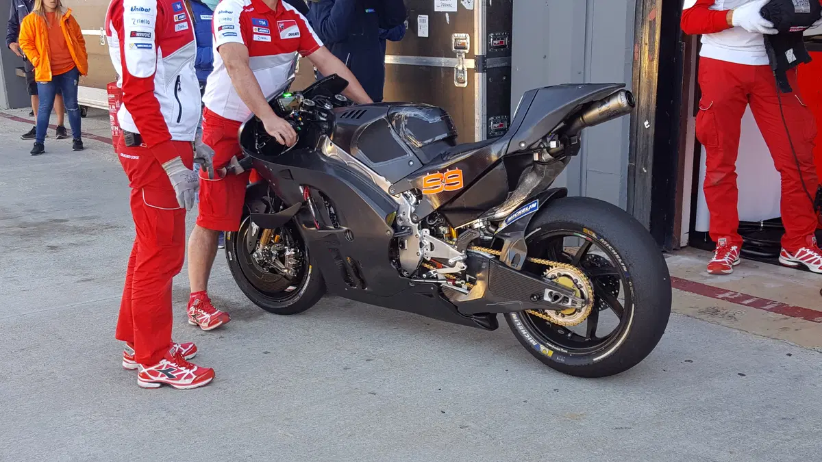MotoGP 2017, tutte le novità tecniche spiegate dall'Ing. Bernardelle (18)