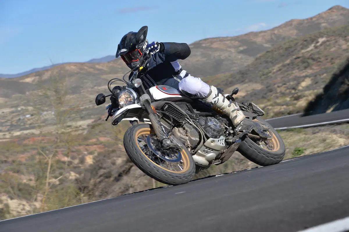 Ducati Scrambler Desert Sled. E allora giochiamo! (2)