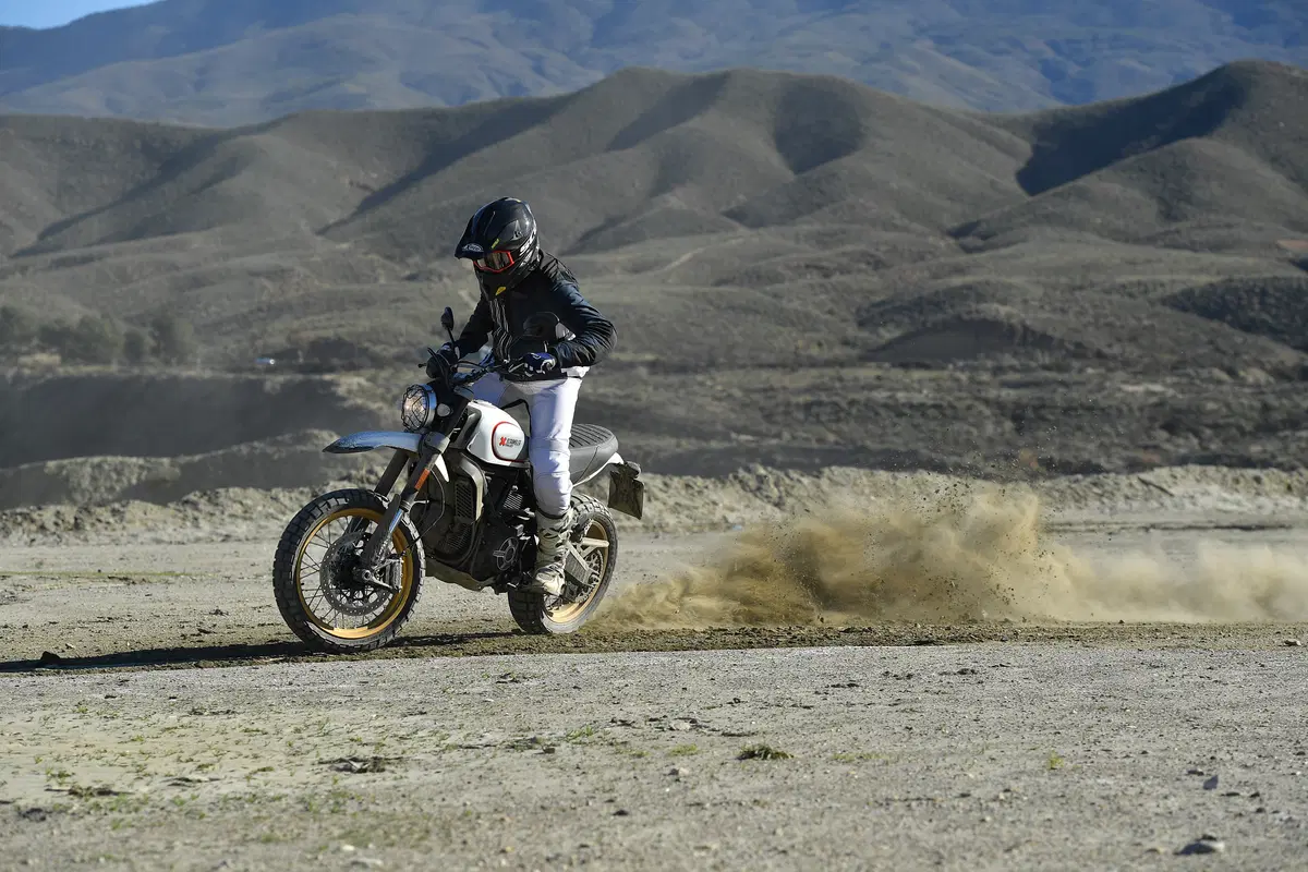 Ducati Scrambler Desert Sled. E allora giochiamo! (21)
