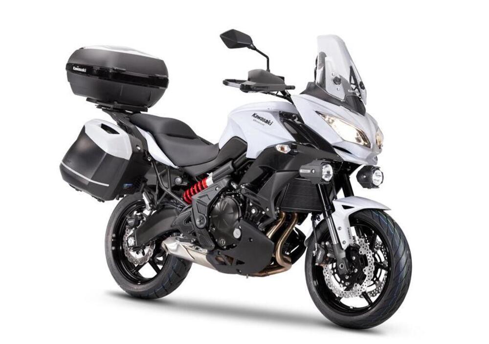 Kawasaki Versys 650 Grand Tourer SE (2017) (2)