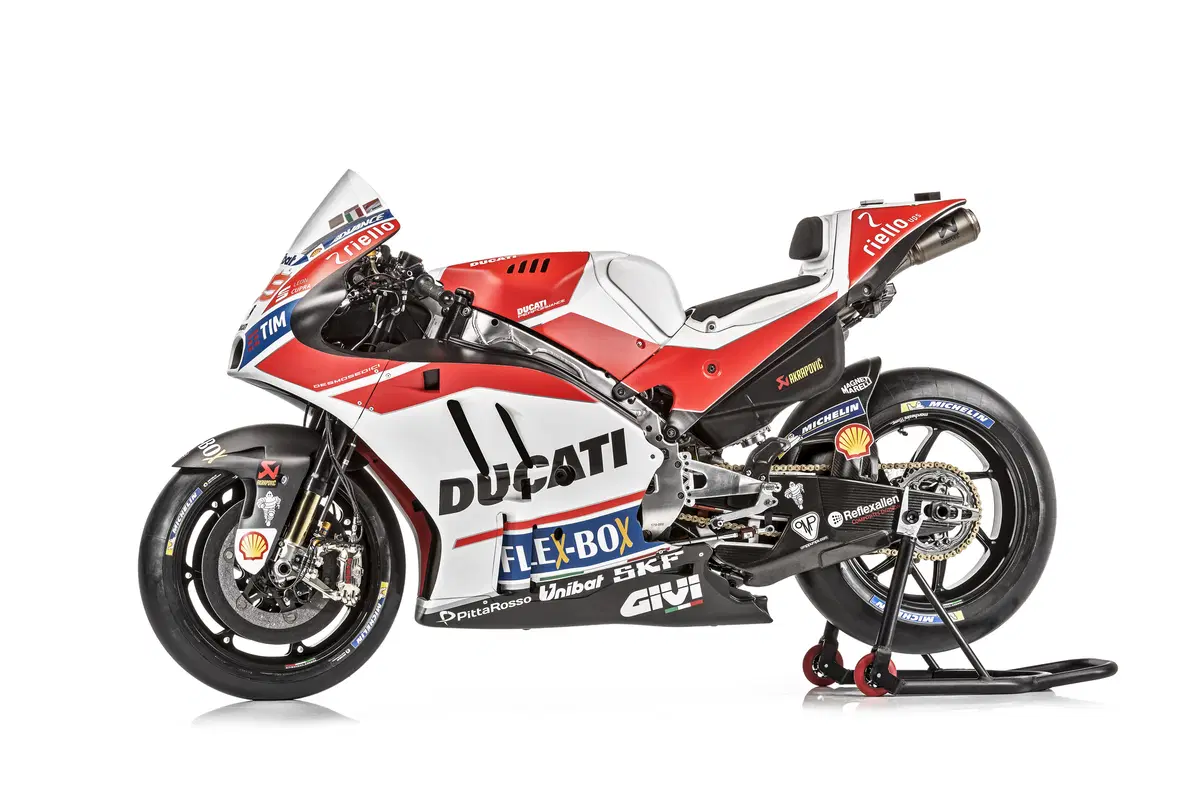 Gallery MotoGP. Tutte le foto ufficiali del team Ducati 2017 (10)
