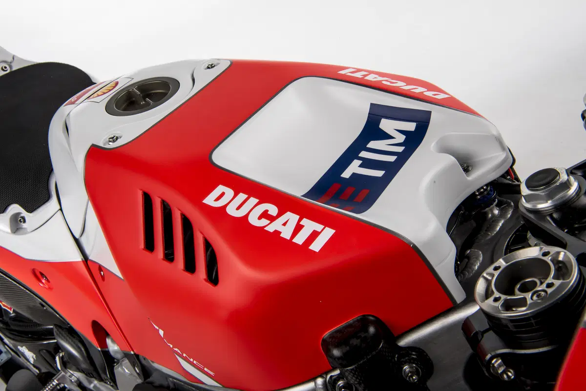 Gallery MotoGP. Tutte le foto ufficiali del team Ducati 2017 (35)