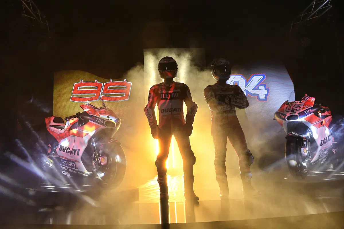 MotoGP. La presentazione del team Ducati 2017 con Lorenzo e Dovizioso