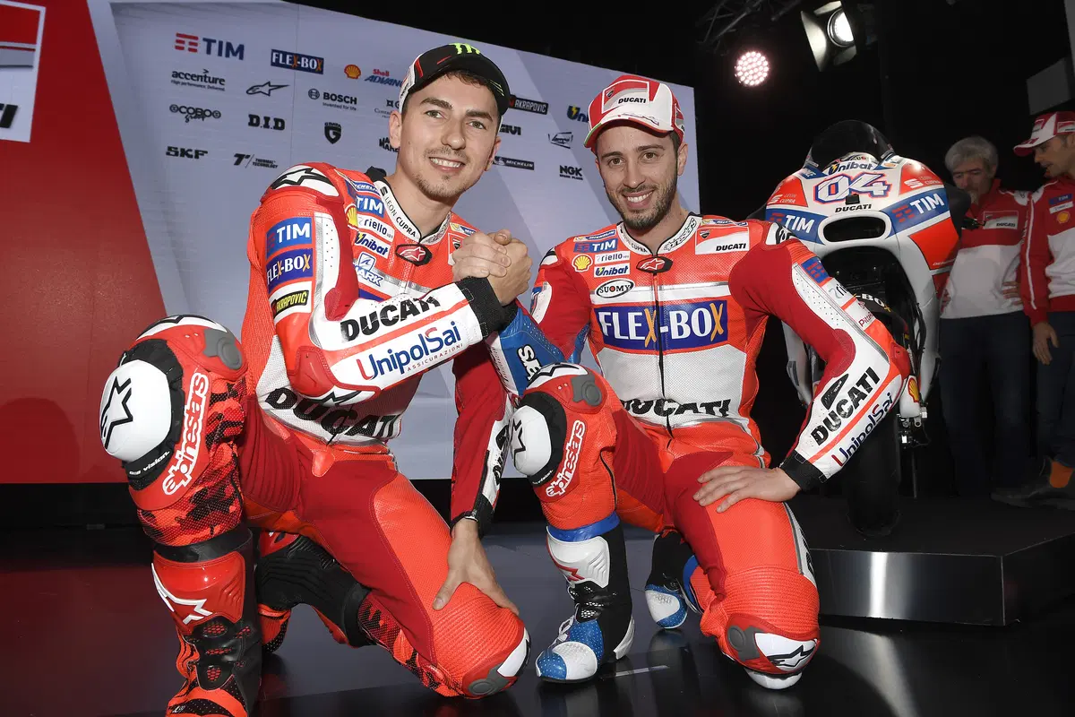 MotoGP. La presentazione del team Ducati 2017 con Lorenzo e Dovizioso (11)