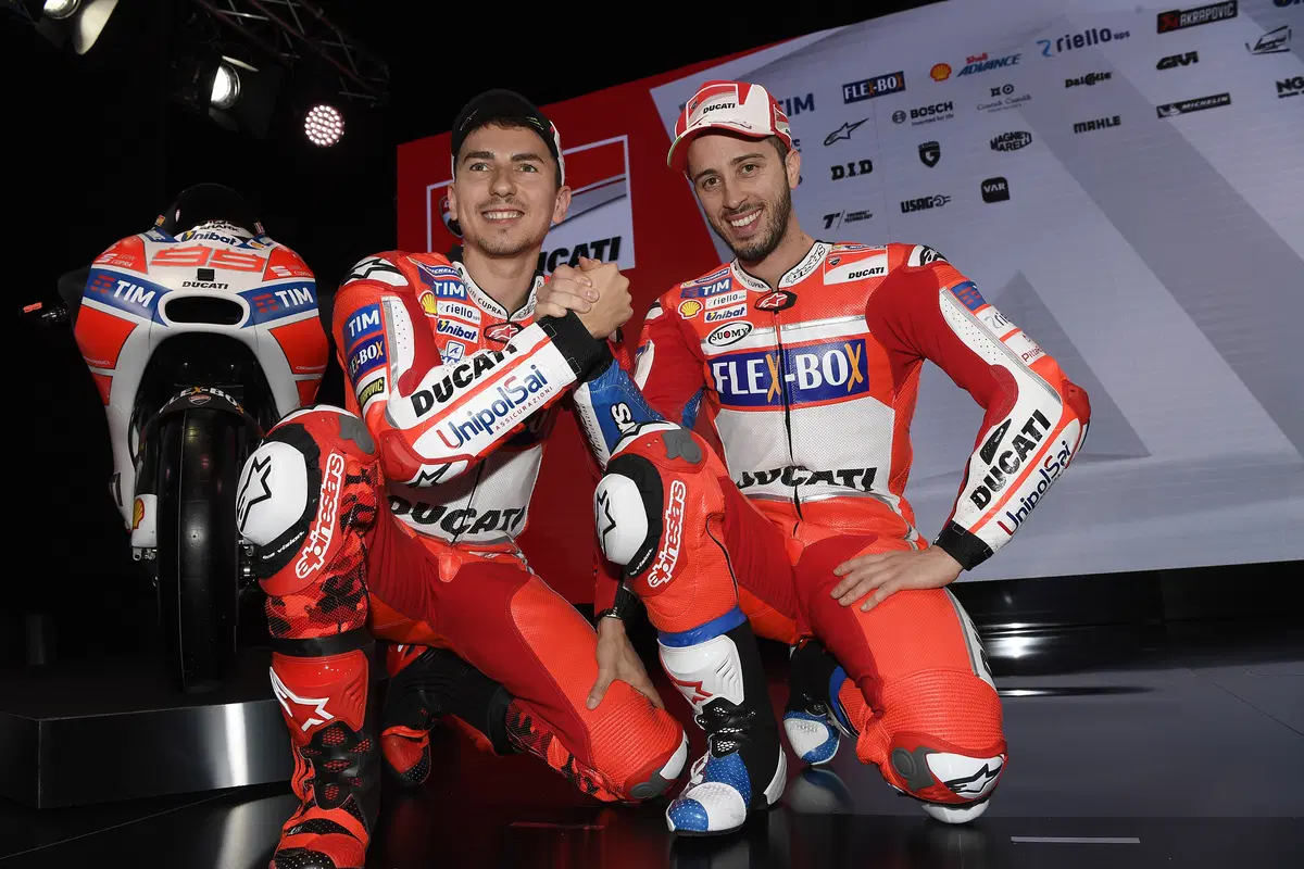 MotoGP. La presentazione del team Ducati 2017 con Lorenzo e Dovizioso (12)