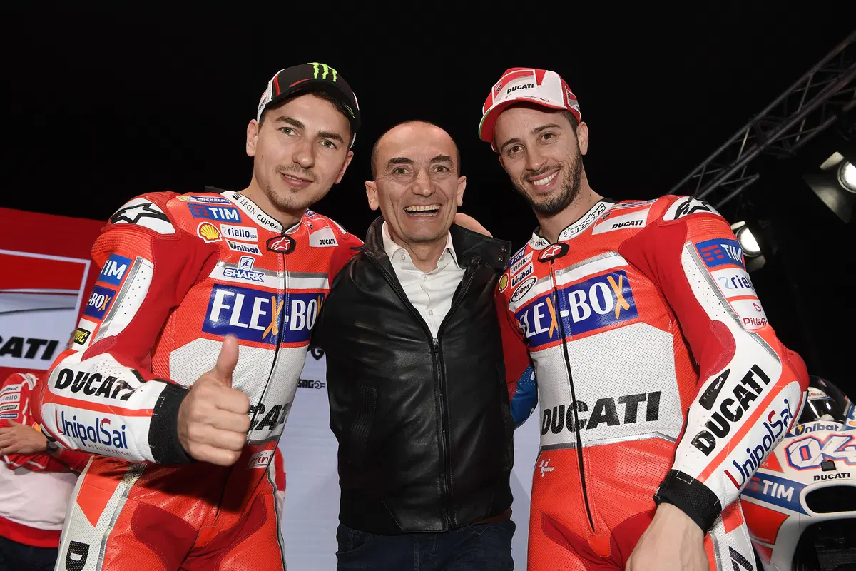 MotoGP. La presentazione del team Ducati 2017 con Lorenzo e Dovizioso (13)