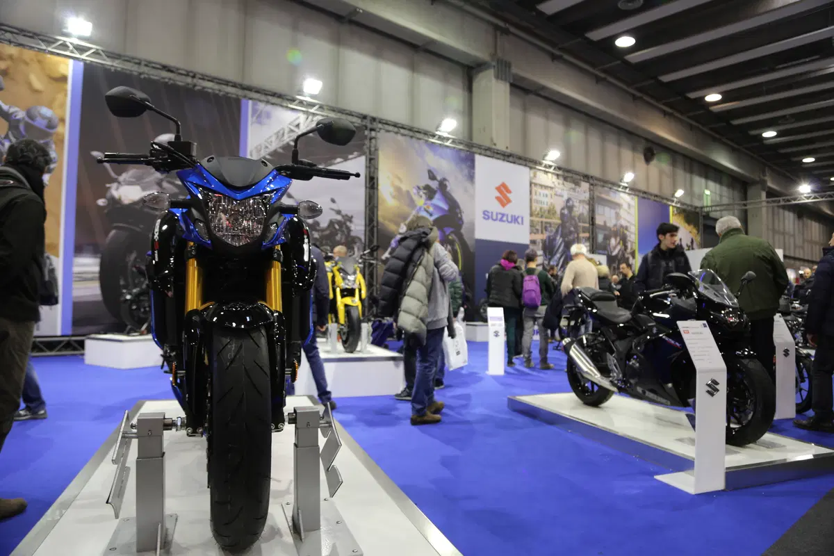 Motor Bike Expo 2017. Tutte le novità Suzuki 2017, special e show bike (10)