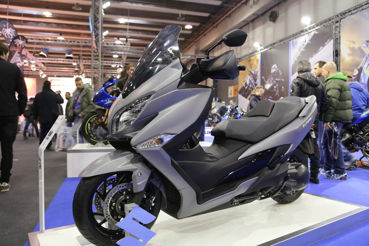 Motor Bike Expo 2017. Tutte le novità Suzuki 2017, special e show bike (9)