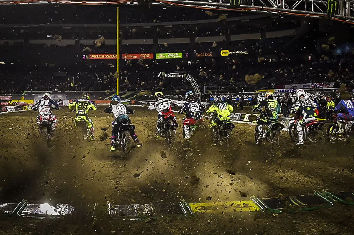 AMA Supercross, round 3: Le foto più belle di Anaheim-II