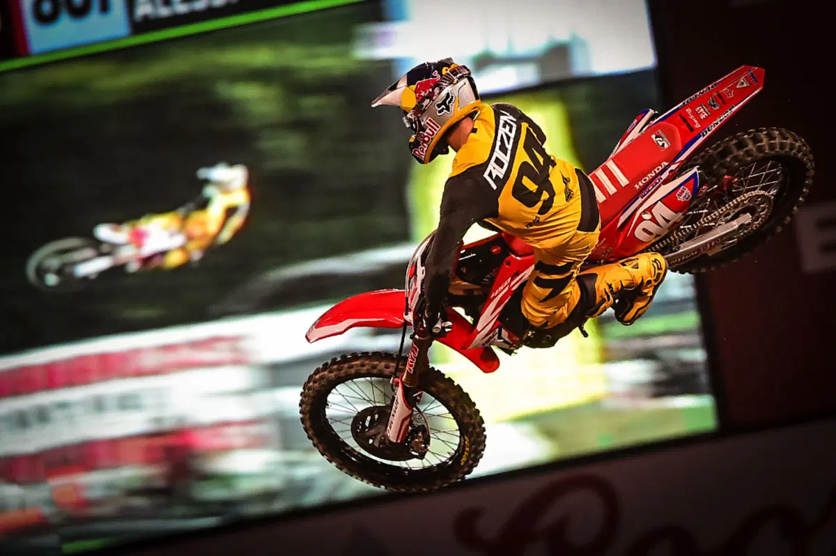 AMA Supercross, round 3: Le foto più belle di Anaheim-II (27)
