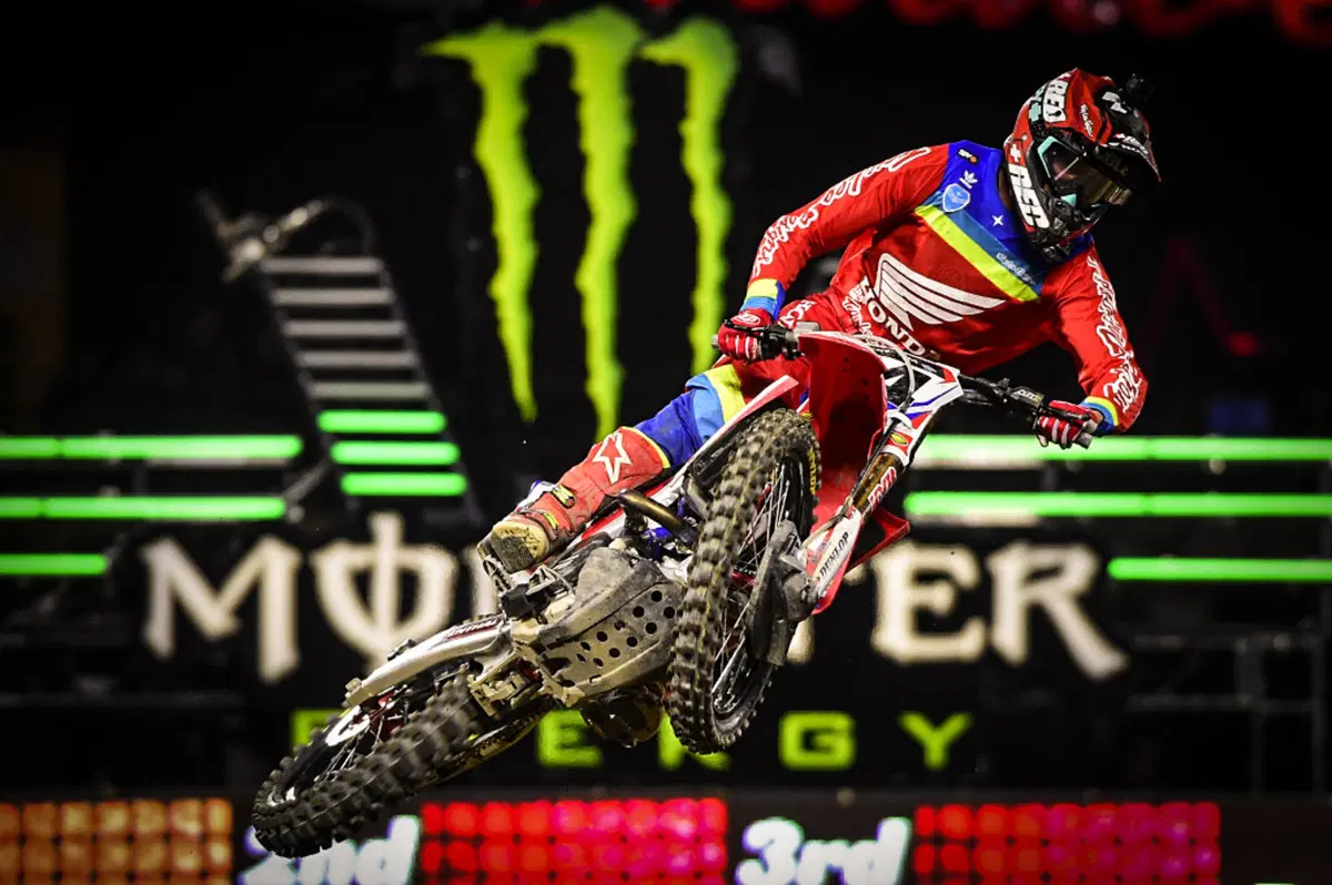 AMA Supercross, round 3: Le foto più belle di Anaheim-II (34)
