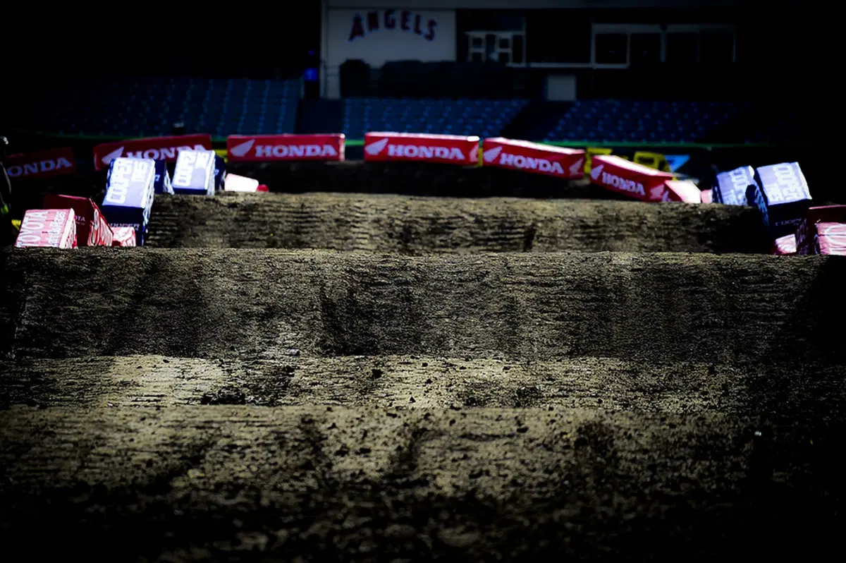 AMA Supercross, round 3: Le foto più belle di Anaheim-II (80)