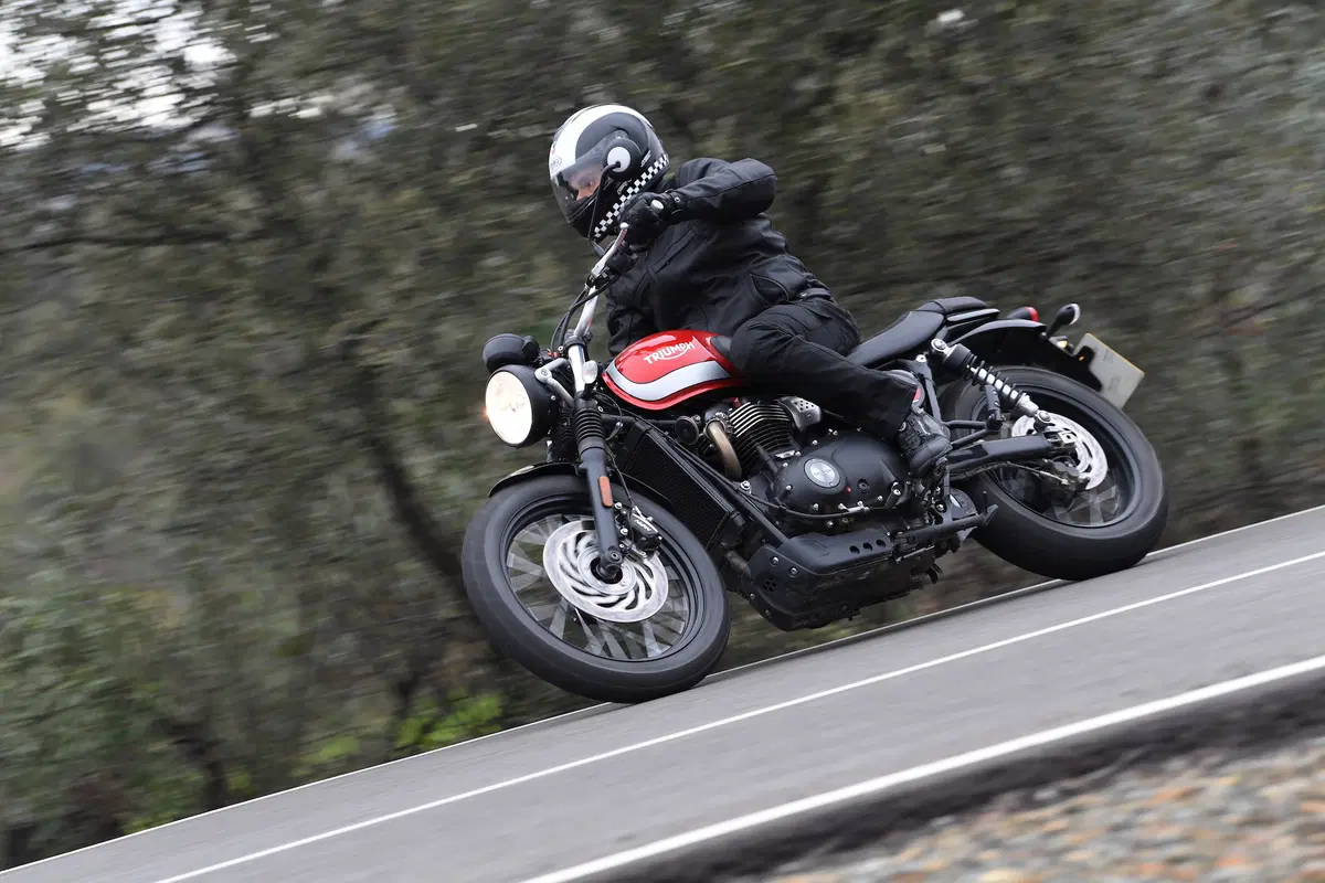 Triumph Bonneville Street Scrambler 2017 (4)