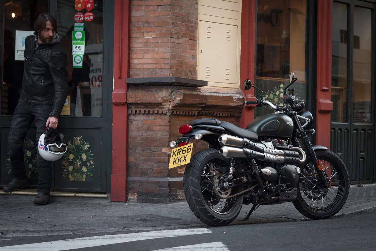 Triumph Bonneville Street Scrambler 2017 (8)