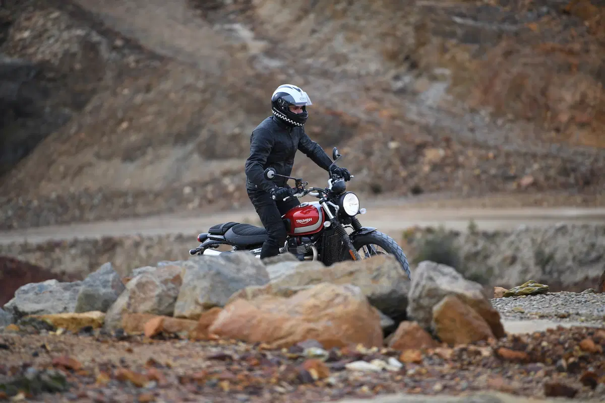 Triumph Bonneville Street Scrambler 2017 (10)
