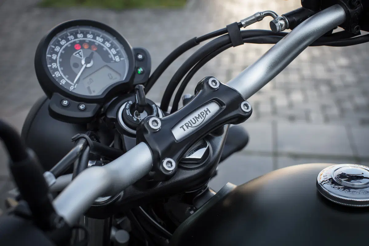 Triumph Bonneville Street Scrambler 2017 (16)