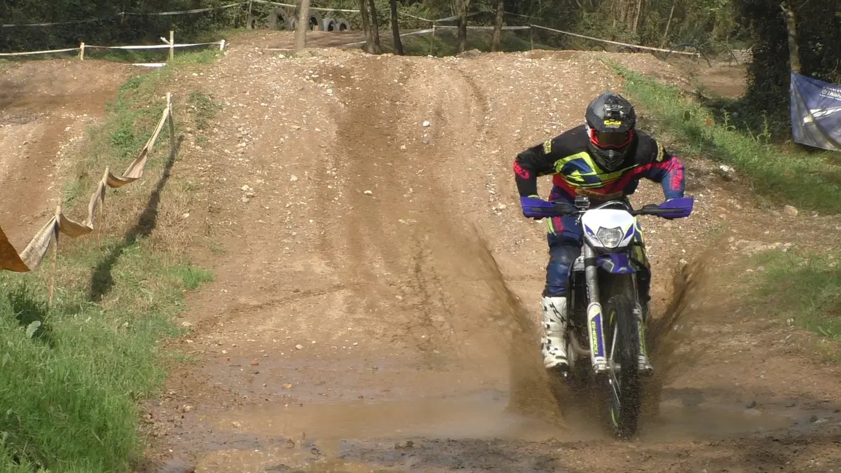 Sherco Enduro SE-R e SEF-R 300 2017. L’alternativa che vince (2)