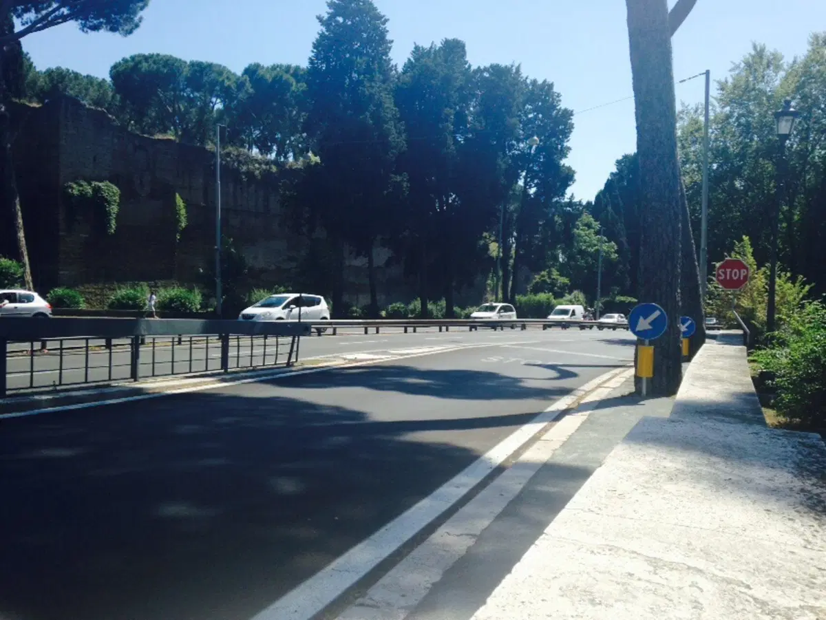 Roma: il Muro Torto in sicurezza anche per le due ruote (2)