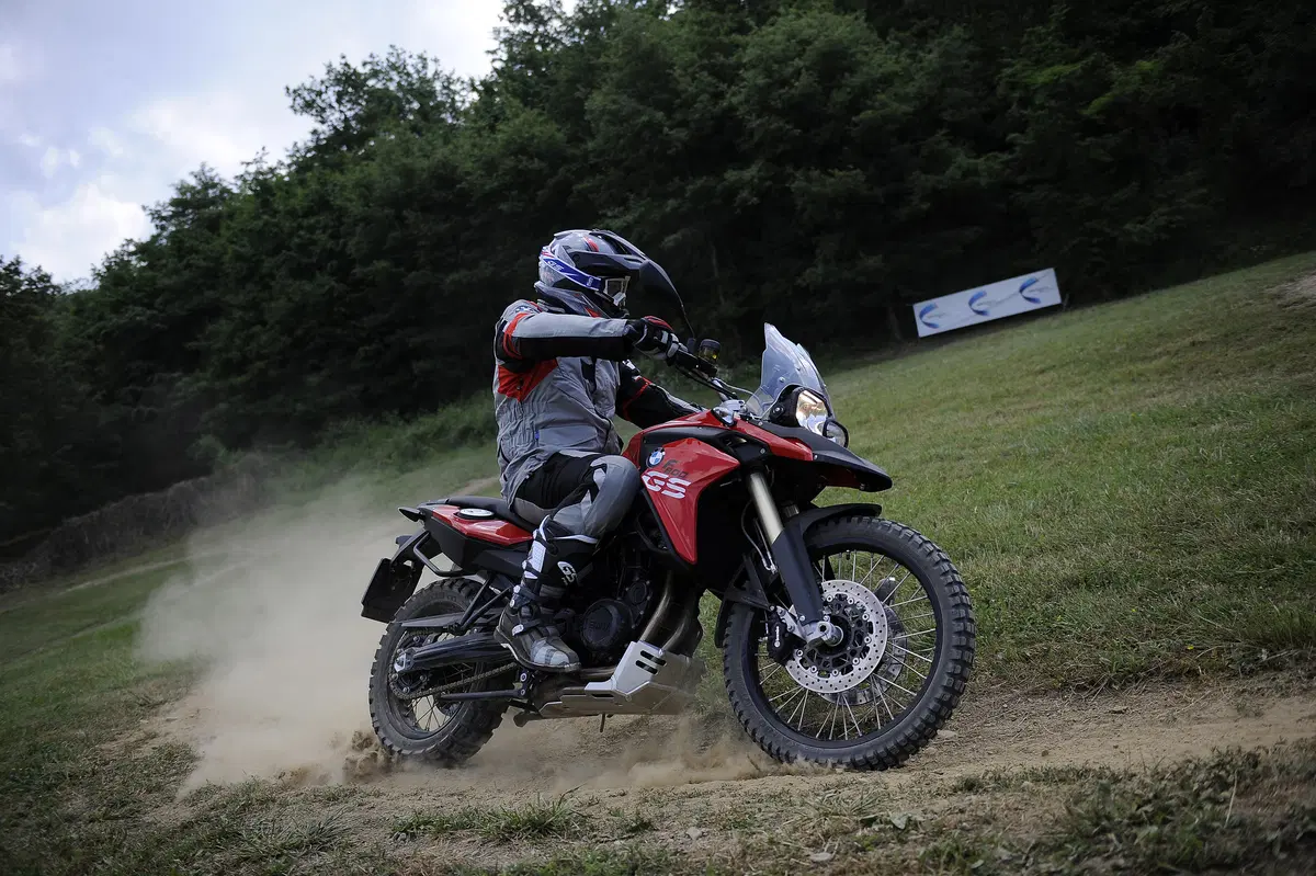 BMW Riding Equipment (11)